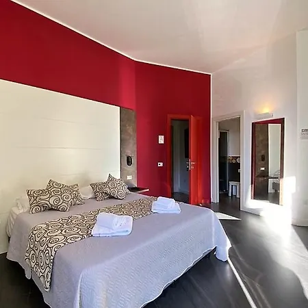 Faleron Santa Lucia 4* نابولي