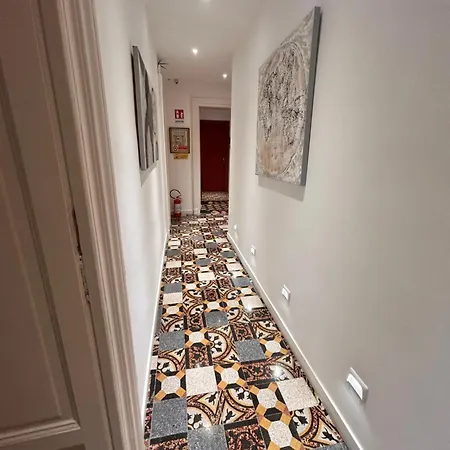 Faleron Santa Lucia 4* Nápoles