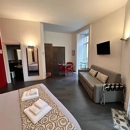 Faleron Santa Lucia 4* Neapel